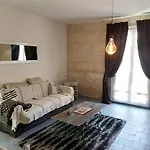 Rez De Jardin * 라챠터수르르로얼